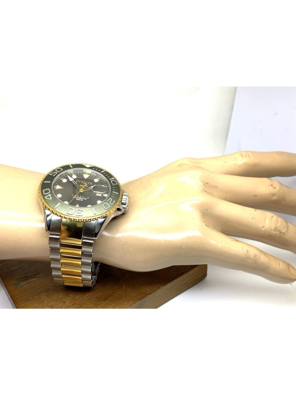 Invicta Mens Watch 22855 Grand Diver Swiss Automatic Gray Dial 2-Tone Steel 48mm - Picture 5 of 15